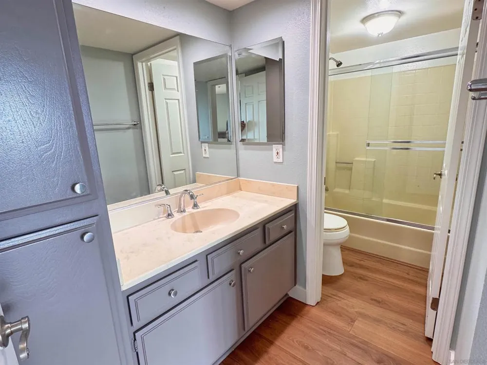 155 Mangano Encinitas, CA 92024