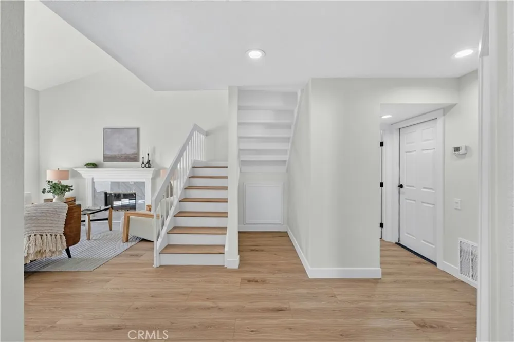 43 Oxbow Creek Laguna Hills, CA 92653