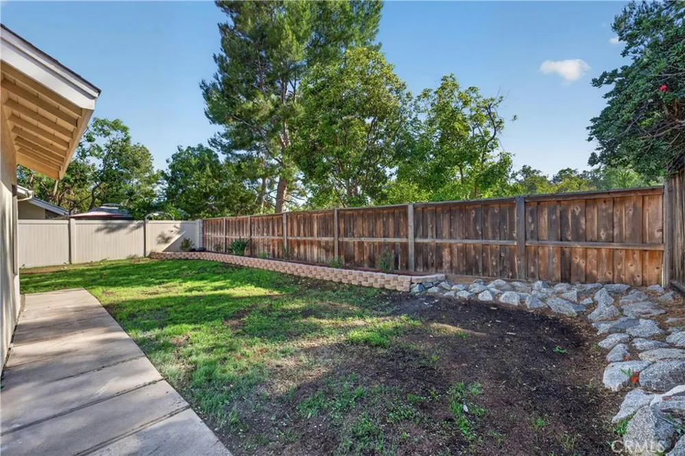 43 Oxbow Creek Laguna Hills, CA 92653