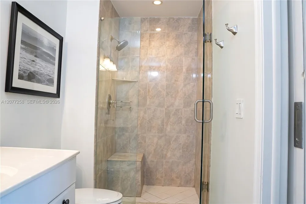 2119 NE 44th St Lighthouse Point, FL 33064