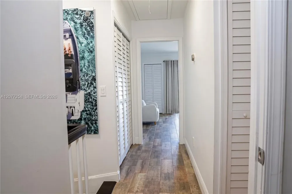 2119 NE 44th St Lighthouse Point, FL 33064