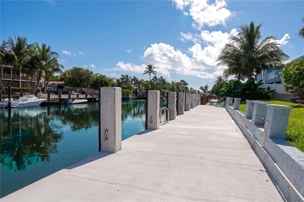 2119 NE 44th St Lighthouse Point, FL 33064