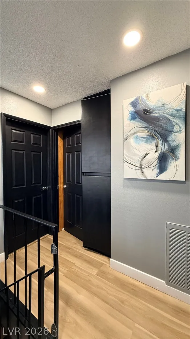 5837 Bromley Avenue Las Vegas, NV 89107