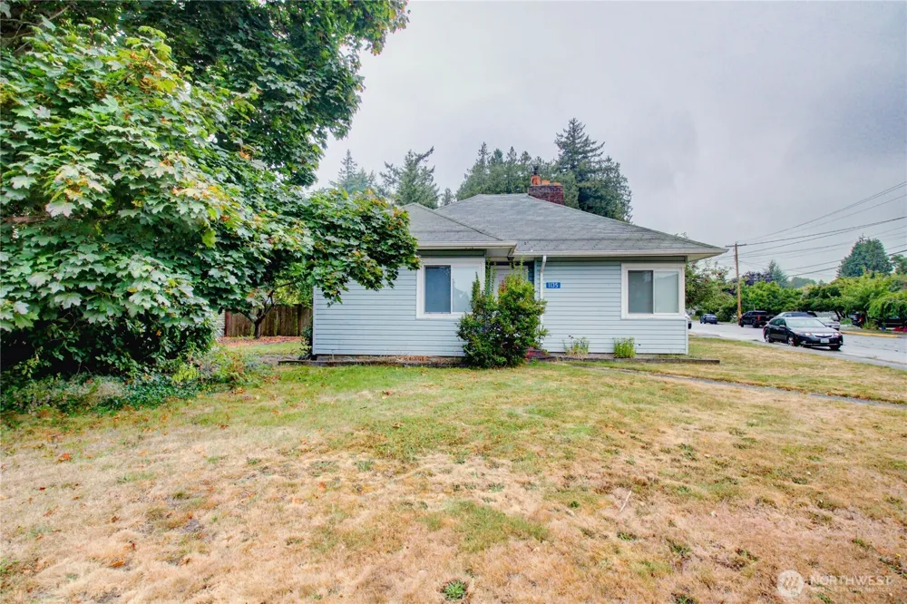 1135 E Orange Avenue Burlington, WA 98233