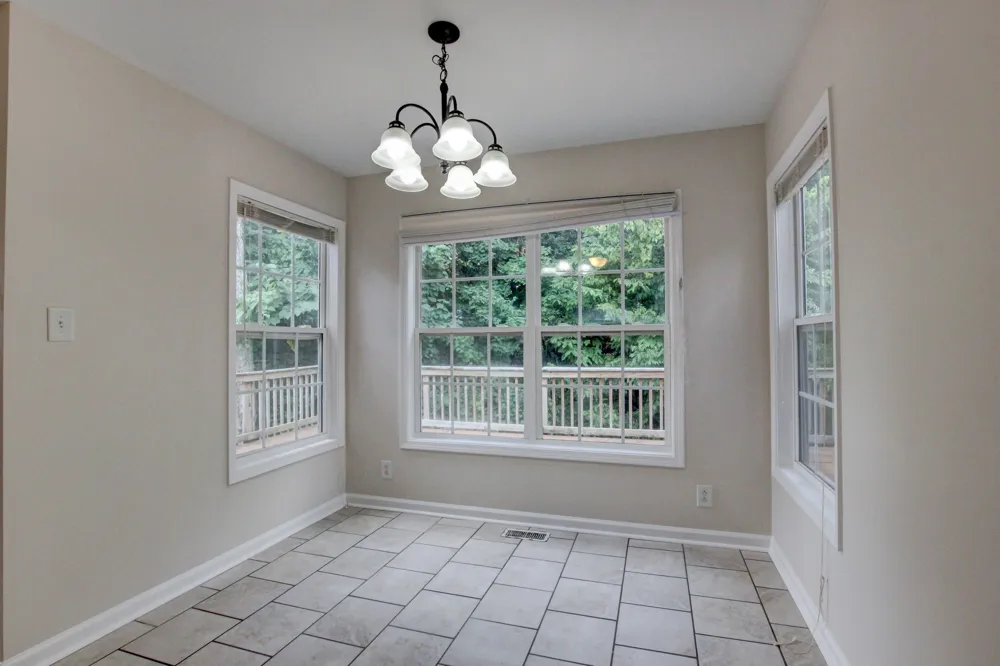 341 Brook Mead Dr Clarksville, TN 37042