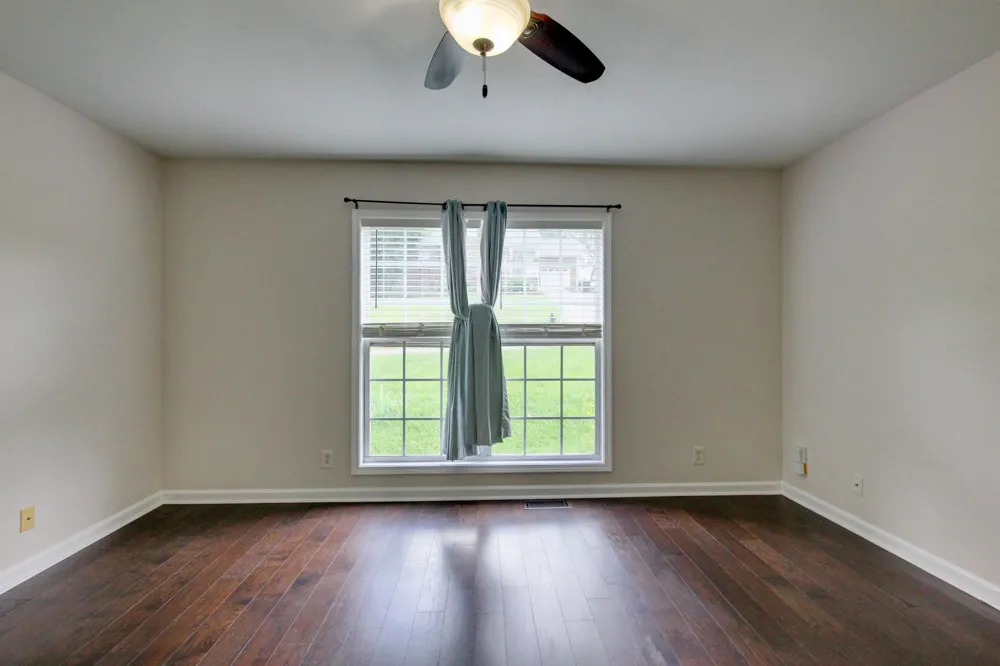 341 Brook Mead Dr Clarksville, TN 37042