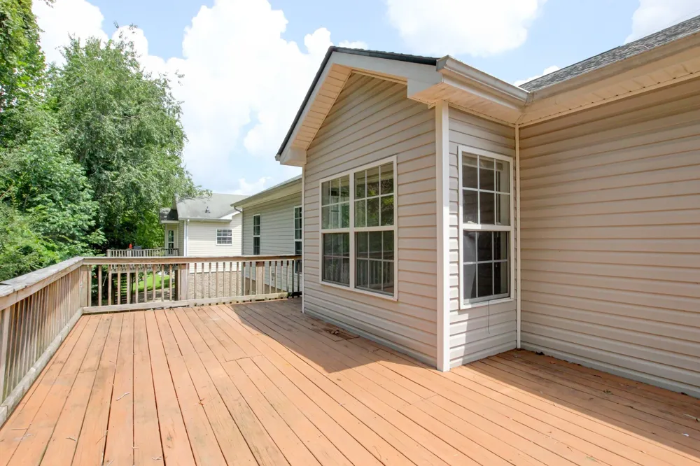 341 Brook Mead Dr Clarksville, TN 37042