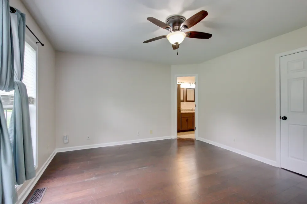 341 Brook Mead Dr Clarksville, TN 37042