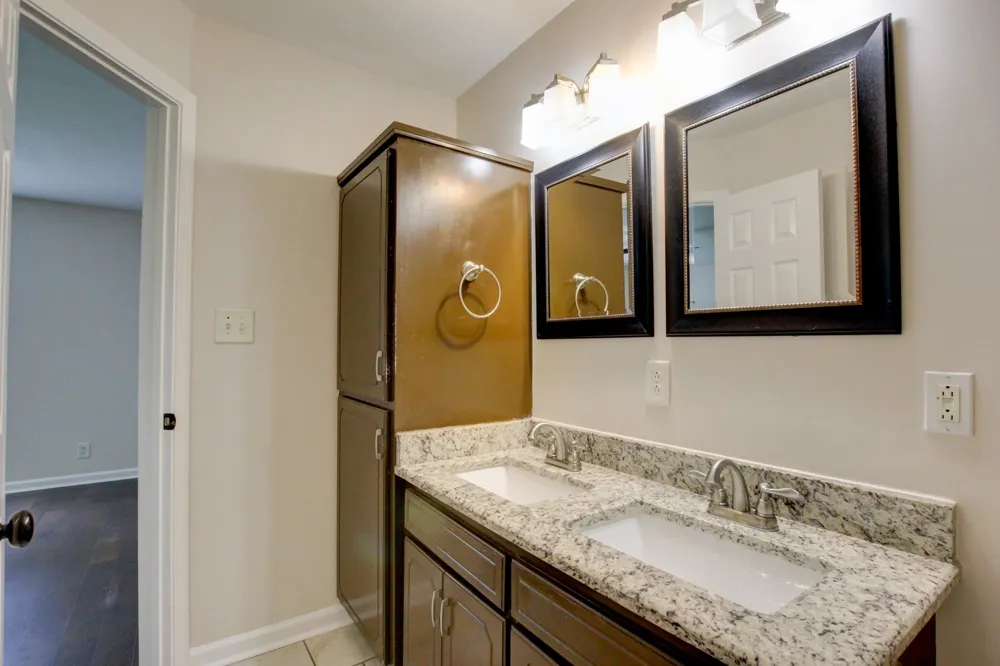 341 Brook Mead Dr Clarksville, TN 37042