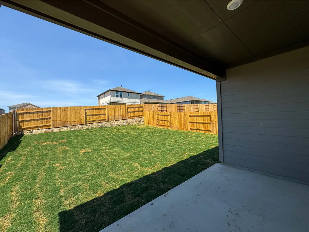 142 Jake Pine Drive Buda, TX 78610
