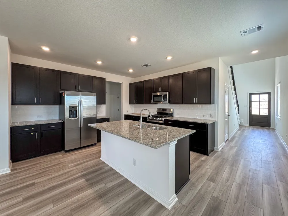 142 Jake Pine Drive Buda, TX 78610
