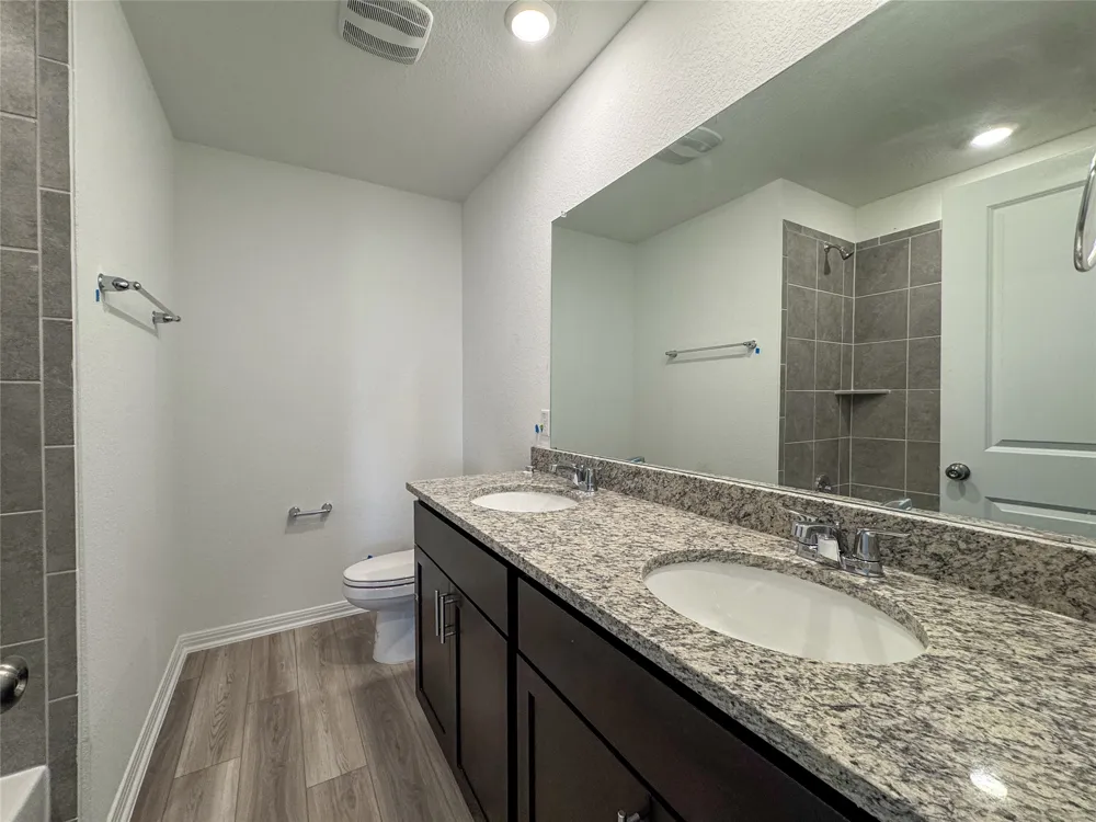 142 Jake Pine Drive Buda, TX 78610