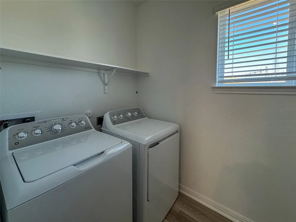 142 Jake Pine Drive Buda, TX 78610