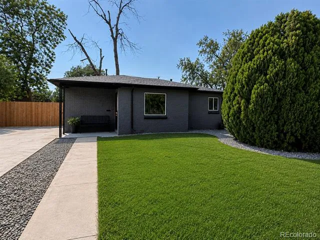 2921 Jasmine Street Denver, CO 80207