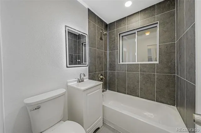 2921 Jasmine Street Denver, CO 80207