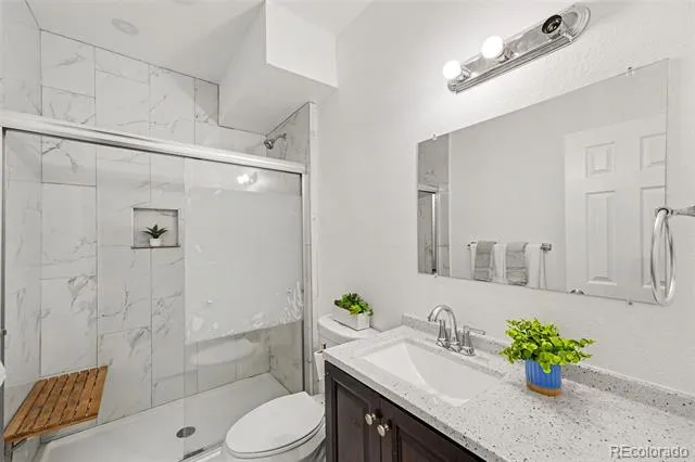 22463 E Union Place Aurora, CO 80015
