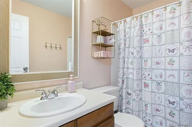 7277 S Xenia Circle #F Centennial, CO 80112