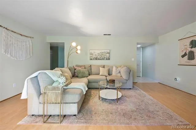 7277 S Xenia Circle #F Centennial, CO 80112