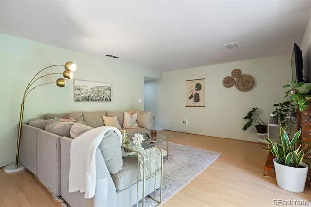 7277 S Xenia Circle #F Centennial, CO 80112