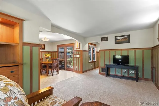 2838 S Clarkson Circle Englewood, CO 80113