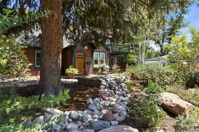 2838 S Clarkson Circle Englewood, CO 80113