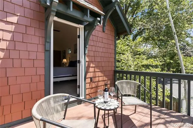 2838 S Clarkson Circle Englewood, CO 80113