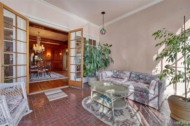 1415 Cascade Avenue Colorado Springs, CO 80907
