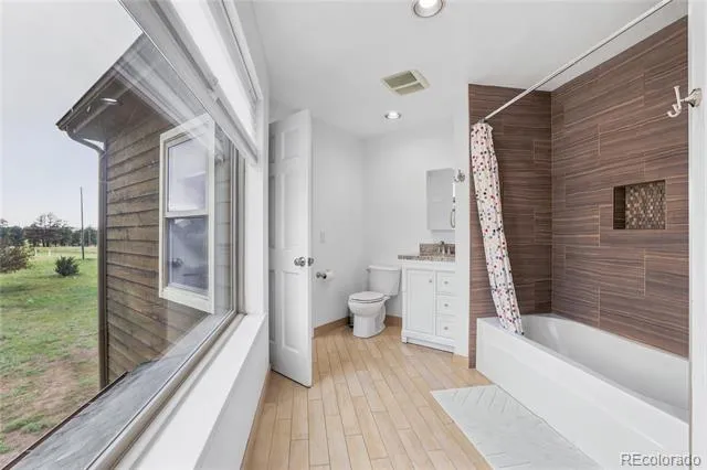40370 County Road 21 Elizabeth, CO 80107