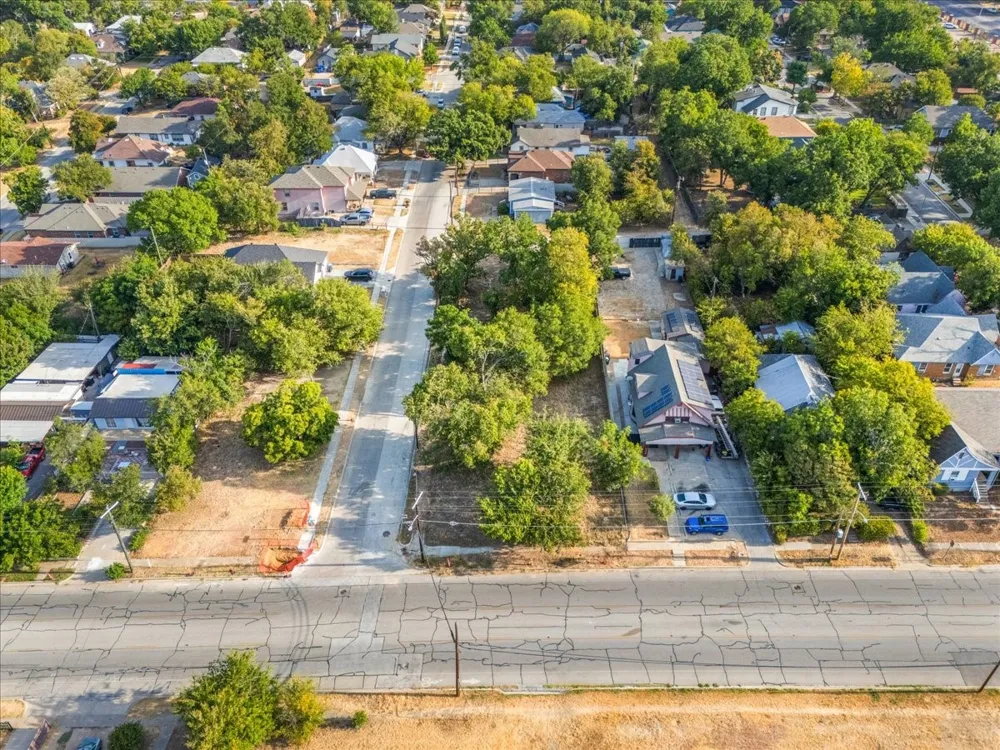 2501 E Vickery Boulevard Fort Worth, TX 76105