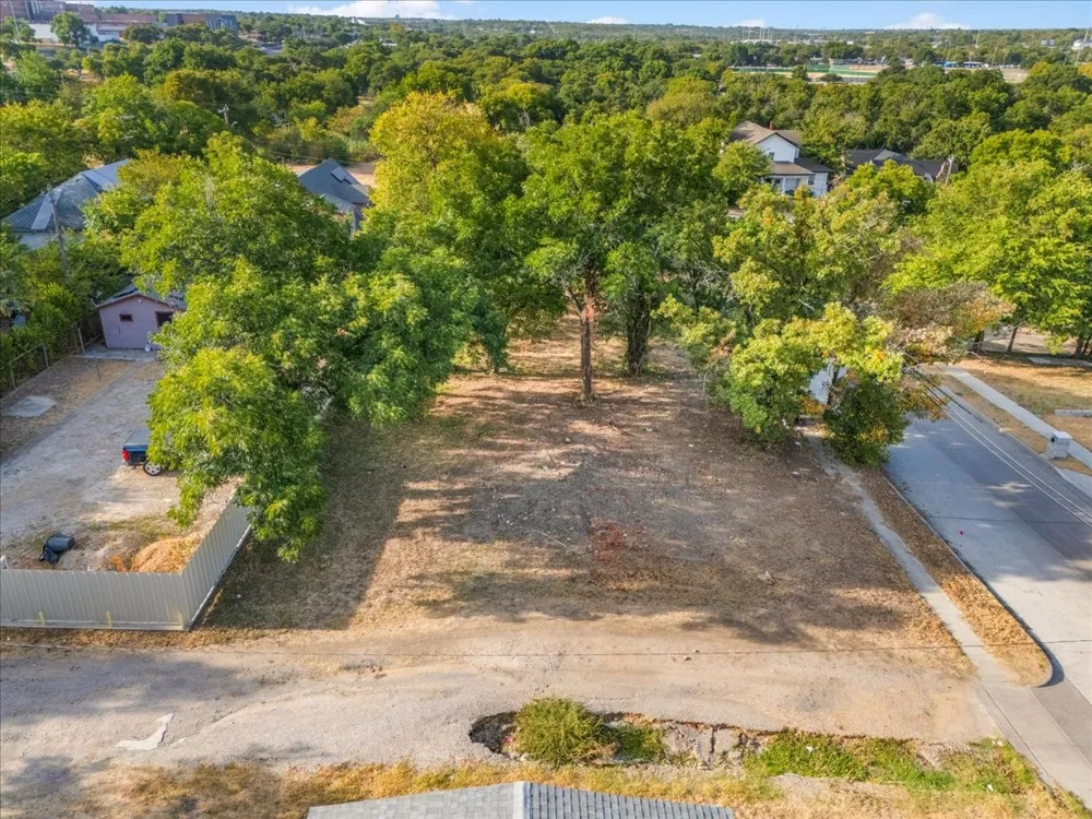 2501 E Vickery Boulevard Fort Worth, TX 76105