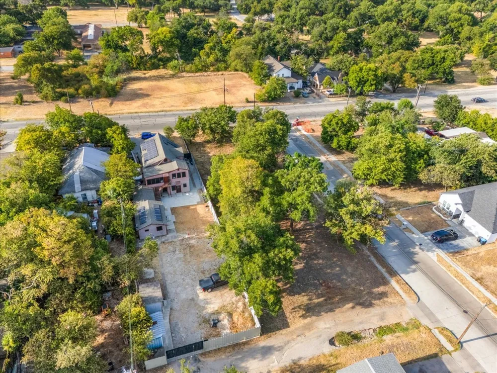 2501 E Vickery Boulevard Fort Worth, TX 76105