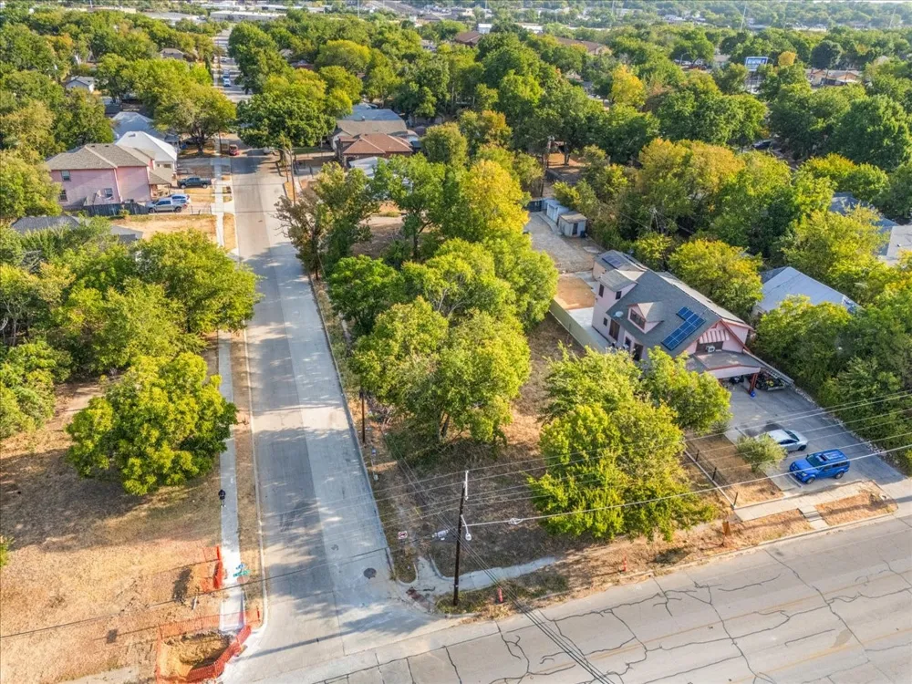 2501 E Vickery Boulevard Fort Worth, TX 76105