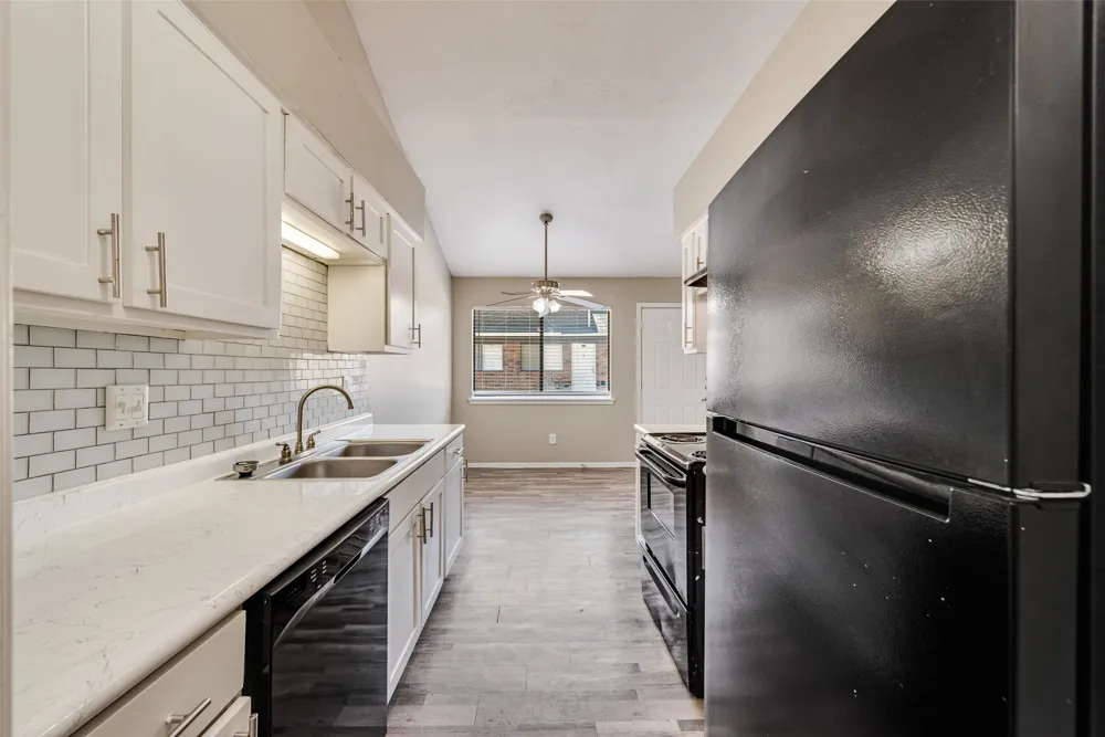 1122 Millview Drive #602 Arlington, TX 76012