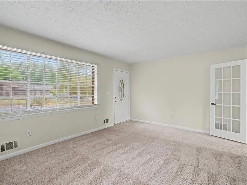 538 Wexwood Drive Riverdale, GA 30274