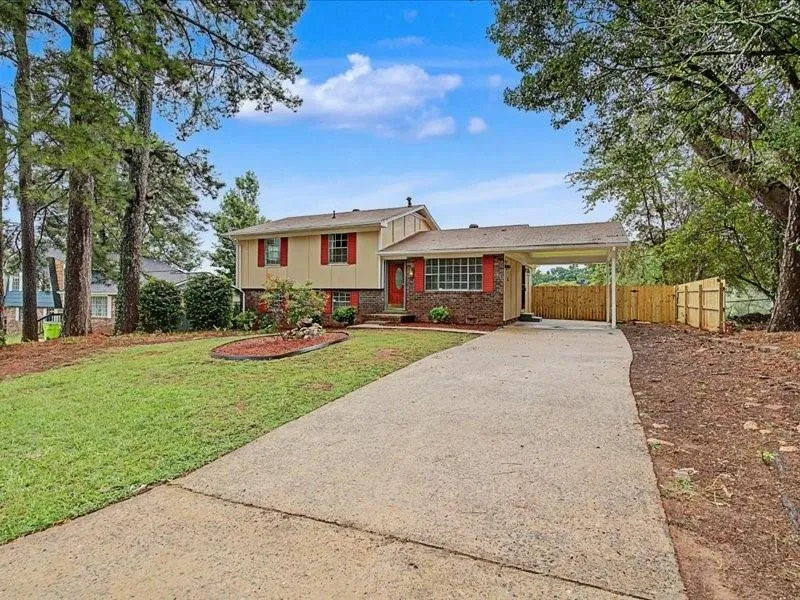 538 Wexwood Drive Riverdale, GA 30274