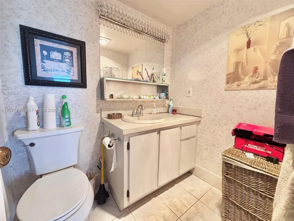 141 SE 3rd Ave #402 Dania Beach, FL 33004