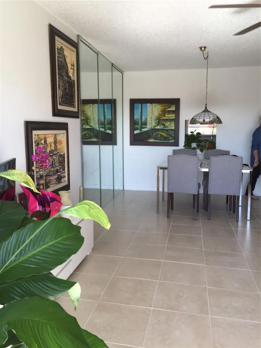 7722 Camino Real #E-415 Miami, FL 33143
