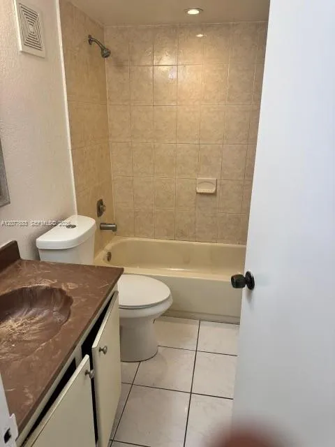 3361 NW 47th Ter #134 Lauderdale Lakes, FL 33319