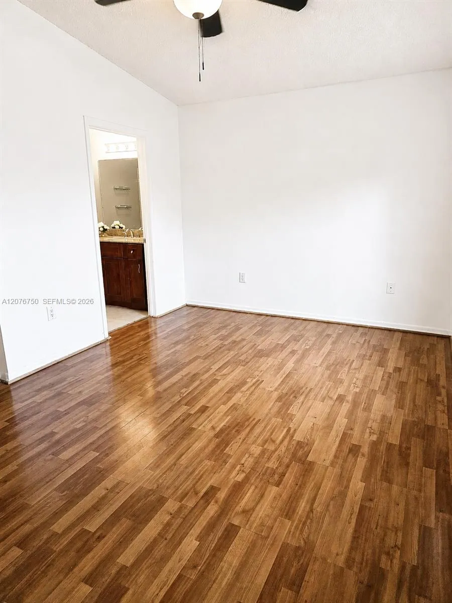 405 Kelly Ln Weston, FL 33326
