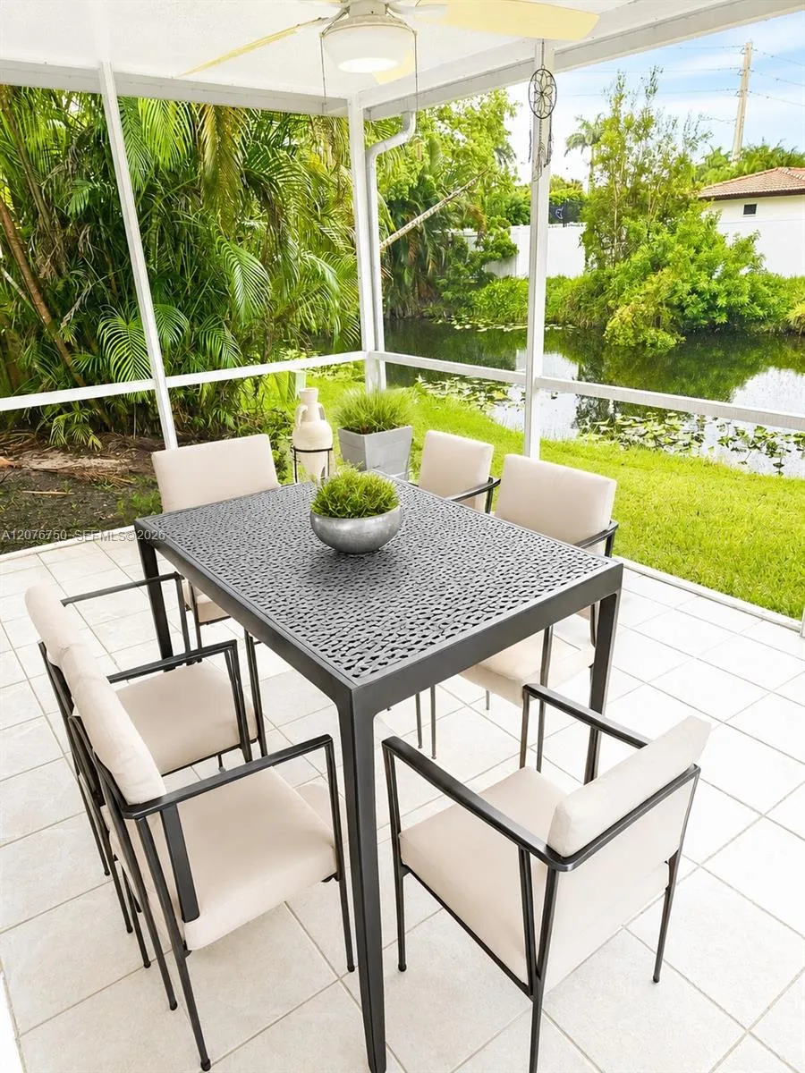 405 Kelly Ln Weston, FL 33326