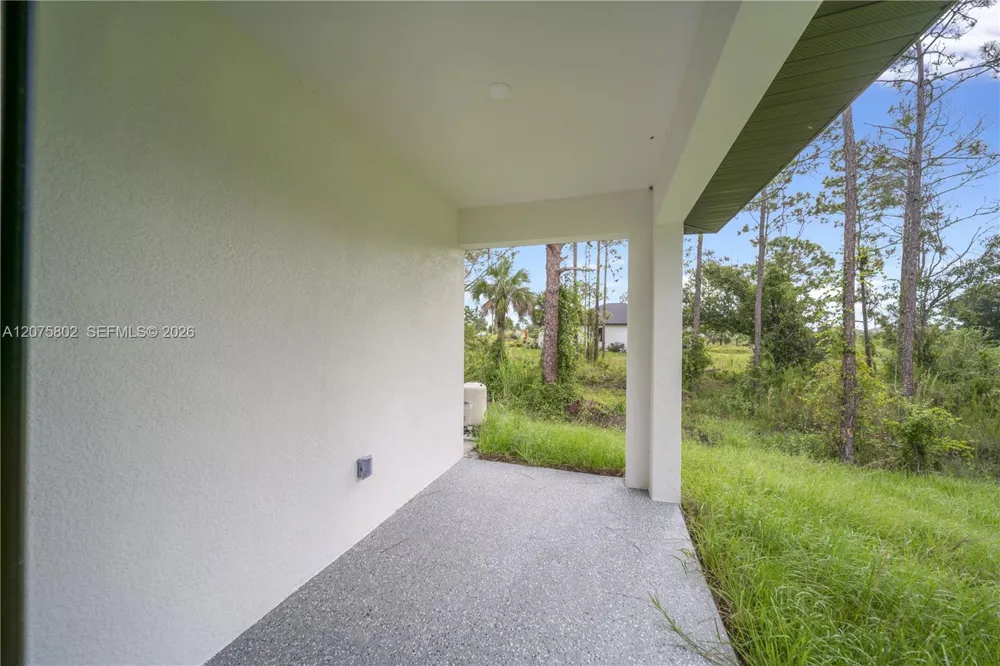457 Woodman DR Lehigh Acres, FL 33972