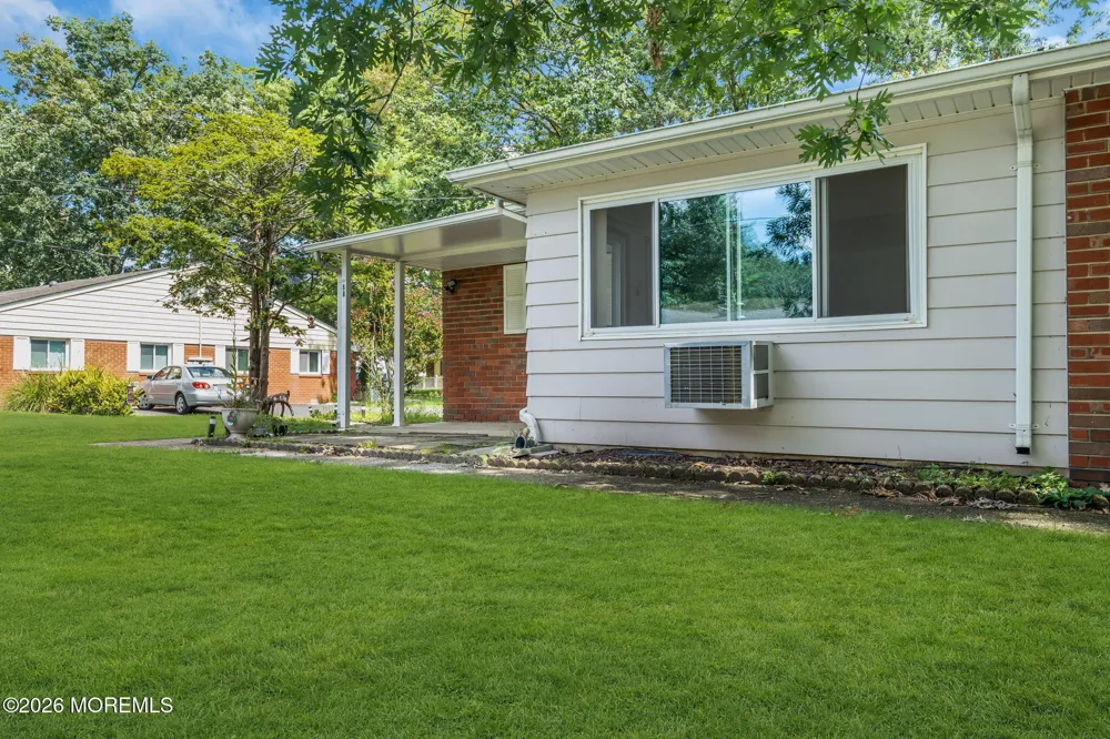 8 Robin Street #B Manchester, NJ 08759