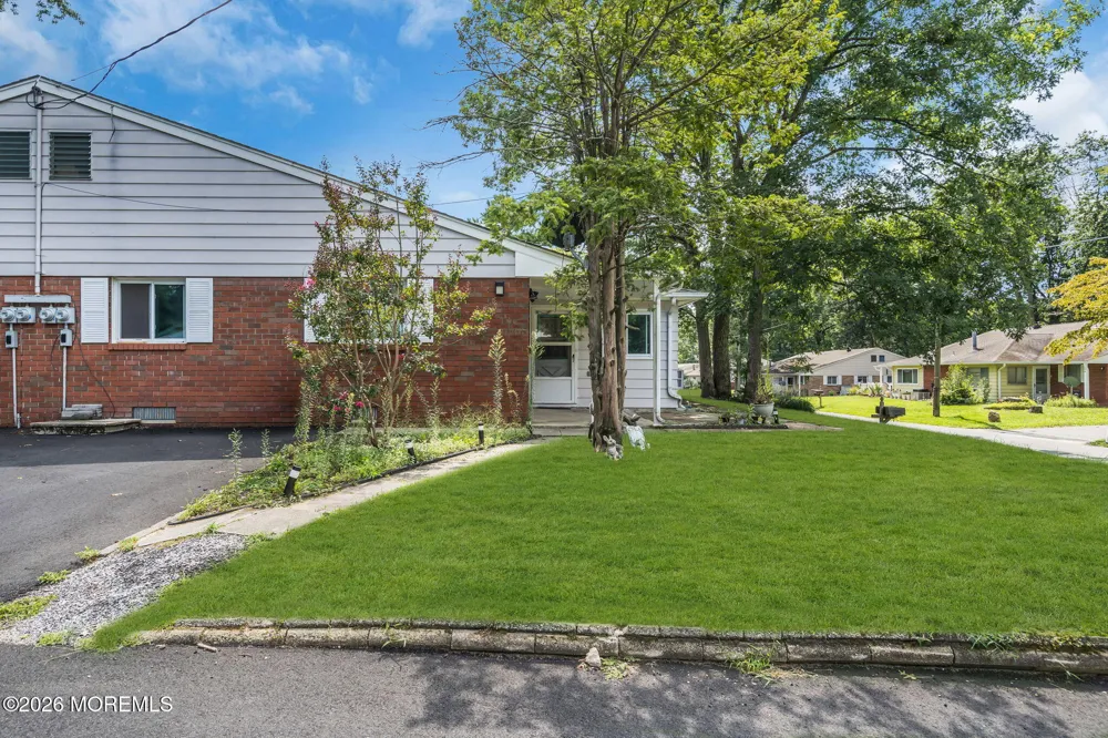 8 Robin Street #B Manchester, NJ 08759