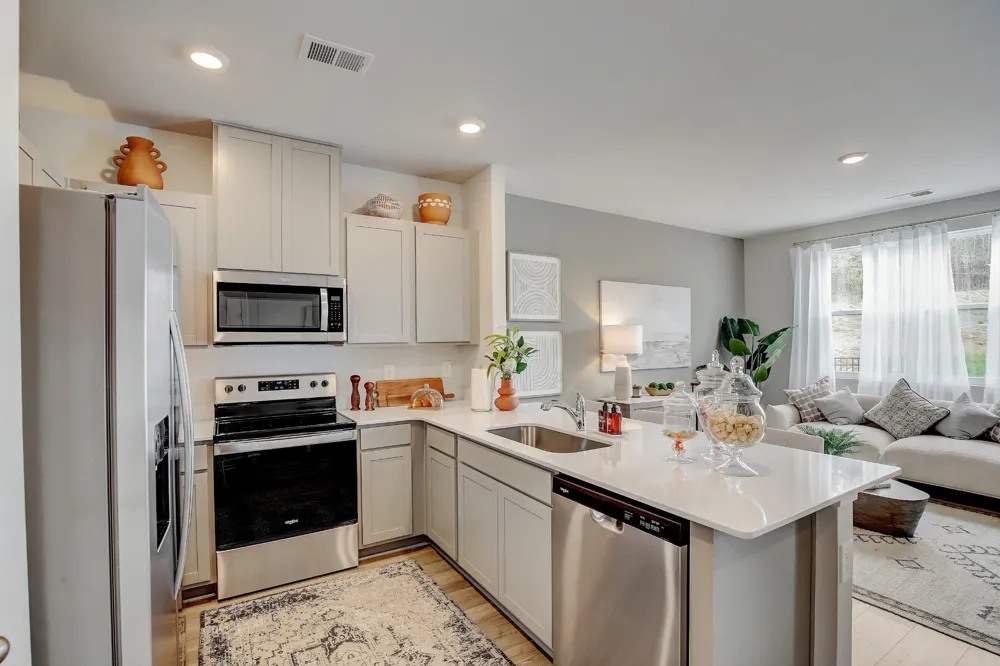 2241 Harlequin Point Lebanon, TN 37090