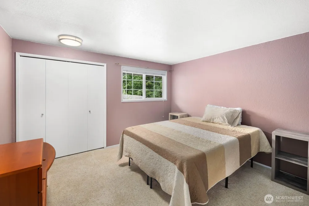 28919 211th Avenue SE Kent, WA 98042