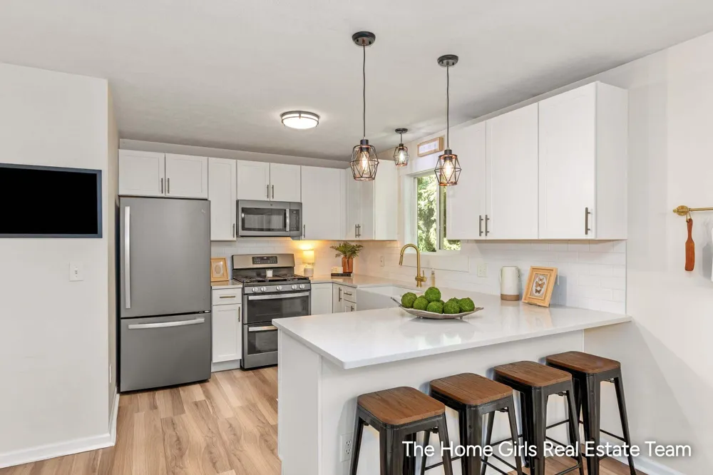 10333 Meadowgate Drive NE Algoma Township, MI 49345