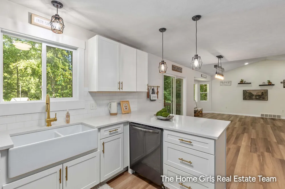 10333 Meadowgate Drive NE Algoma Township, MI 49345