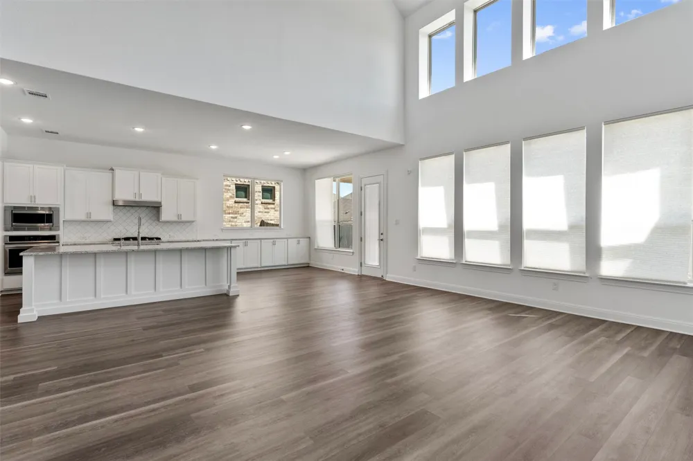 724 Landing Lane Leander, TX 78641