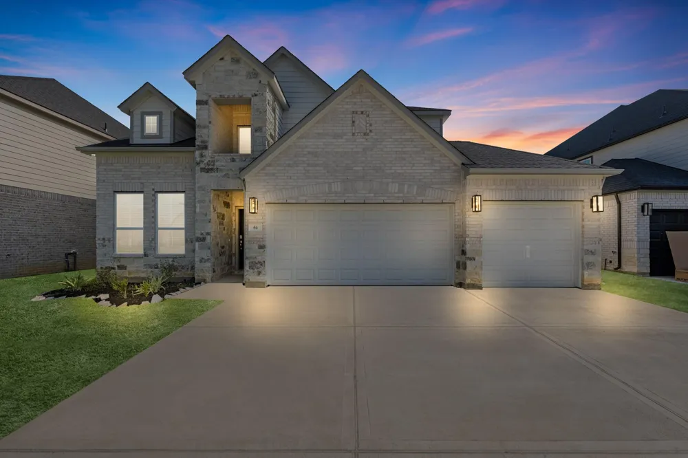 64 Shining Point Drive Waller, TX 77484