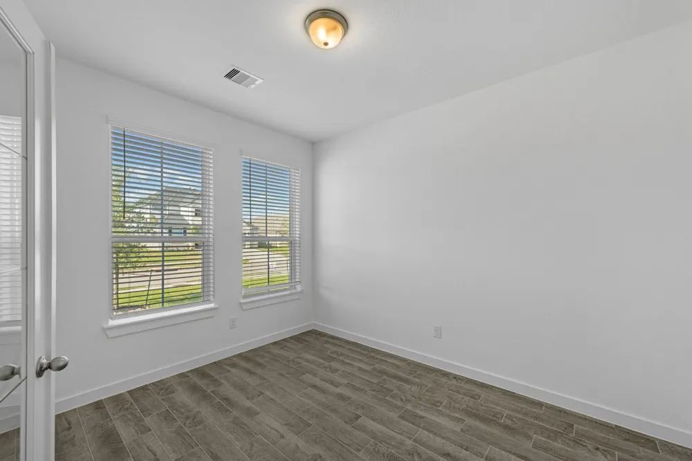 64 Shining Point Drive Waller, TX 77484